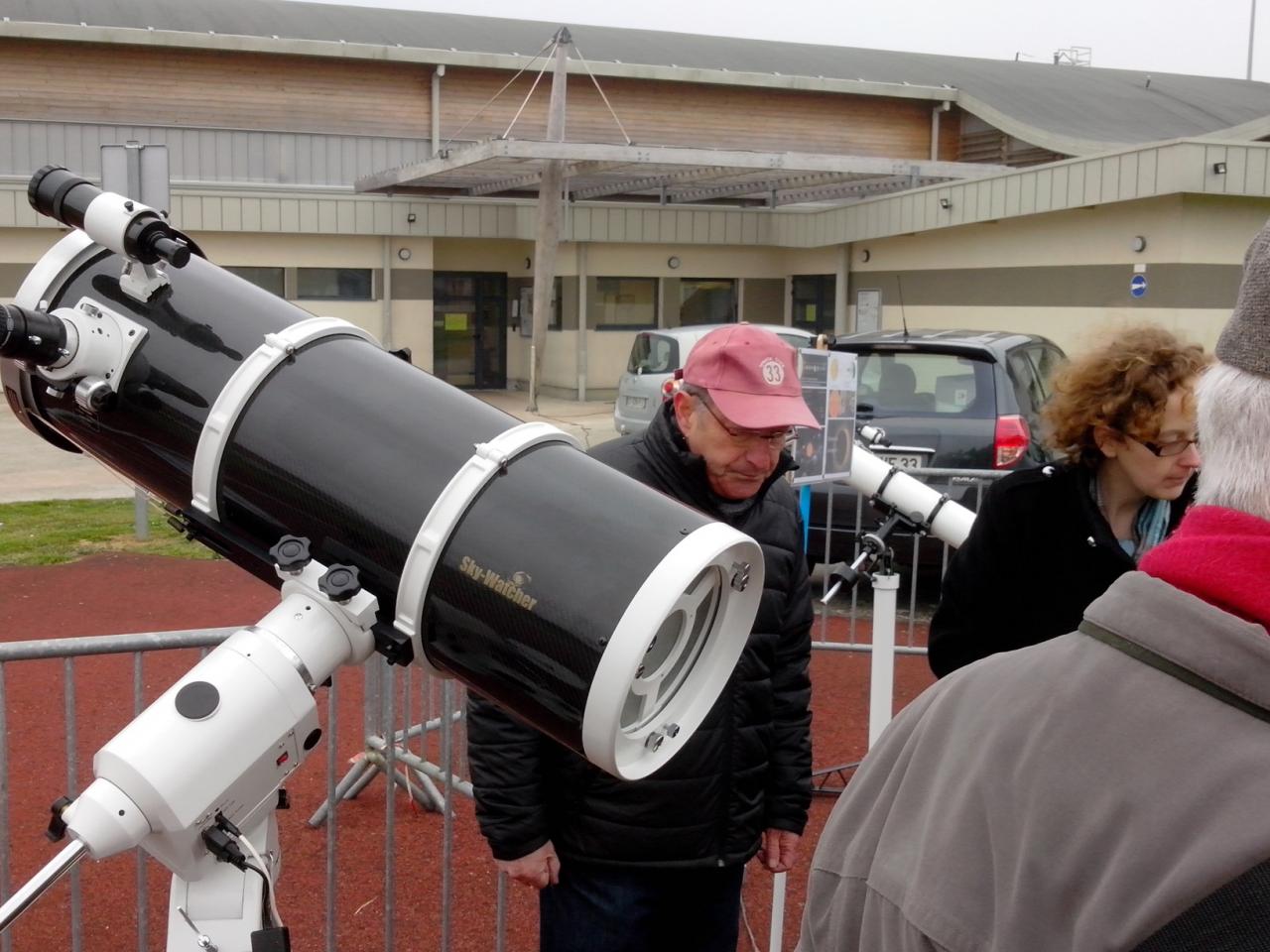 Télescope Skywatcher N 250/1200 goTo
