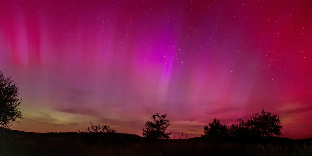 Aurores boréales photographiées  (Nièvre) dans la nuit du 10 au 11 mai 2024